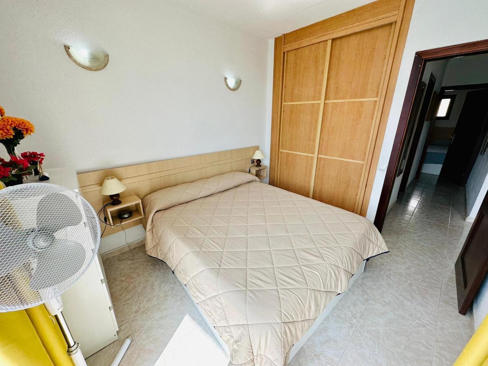 Ocean Front Cozy 2 Bedroom, 3 Beds Spacious- Netflix, Pool, Beach Lift & Fast Wifi Playa del Inglés Exterior foto